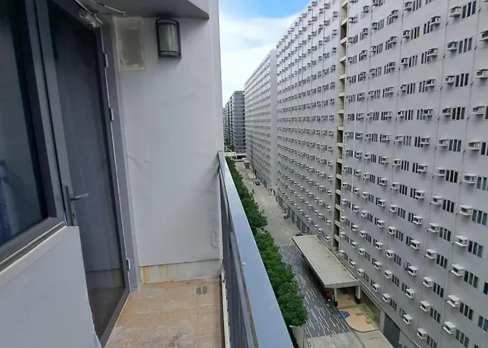 Fully Furnished 1 Bedroom Shore 2 Tower 2 - 10f Aparthotel *